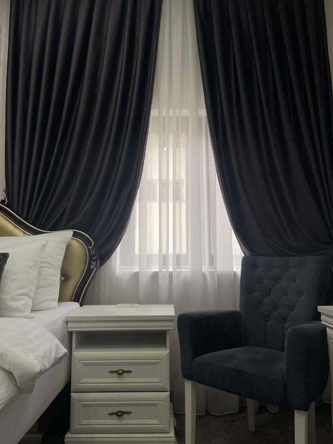 Hotel Palace Velika Kladusa Extérieur photo